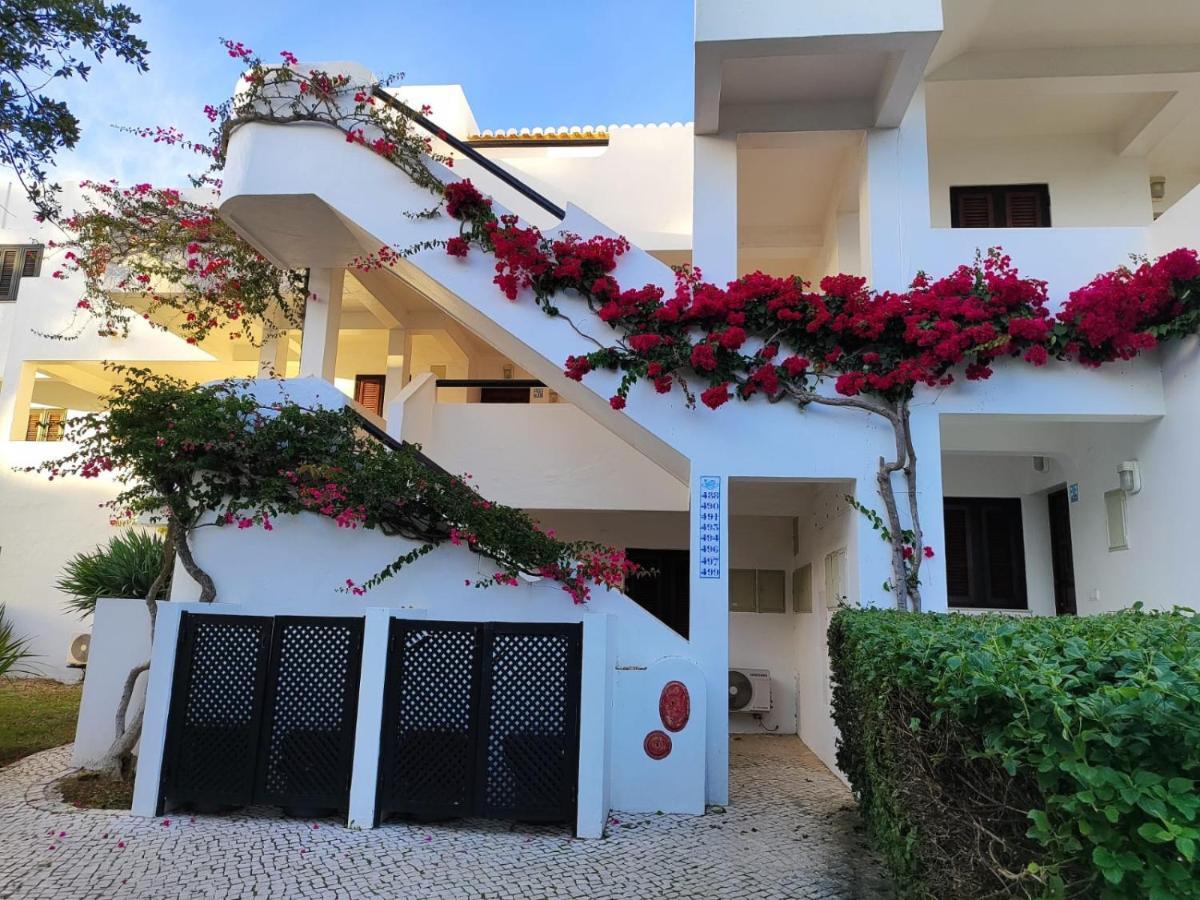 Albufeira Balaia Golf Vilage 4 With Pool By Homing 외부 사진